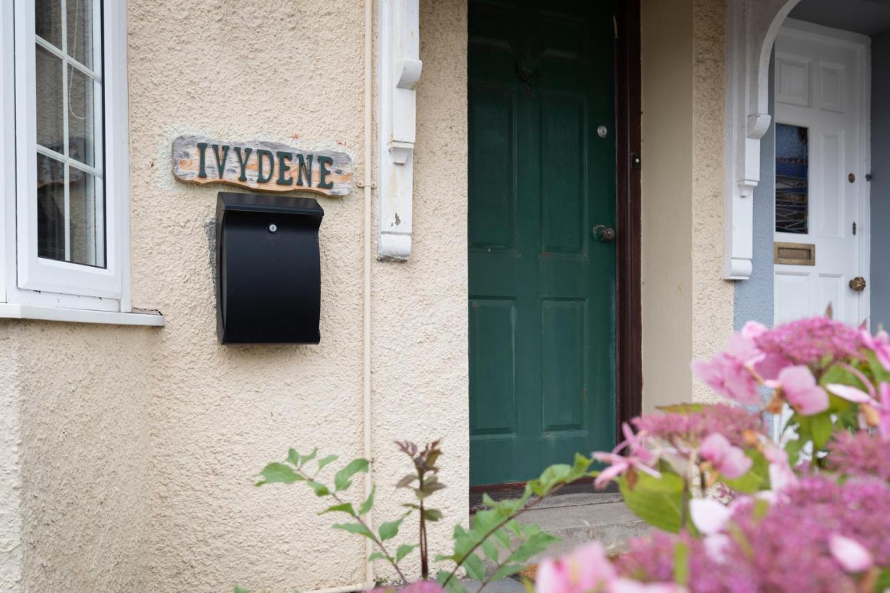 Ivydene - Beautiful Cottage, Stone Throw From Beach, Wonderful Sea Views Saundersfoot Esterno foto